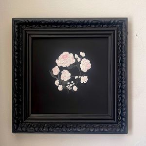 Vintage frame painting - White flower ring